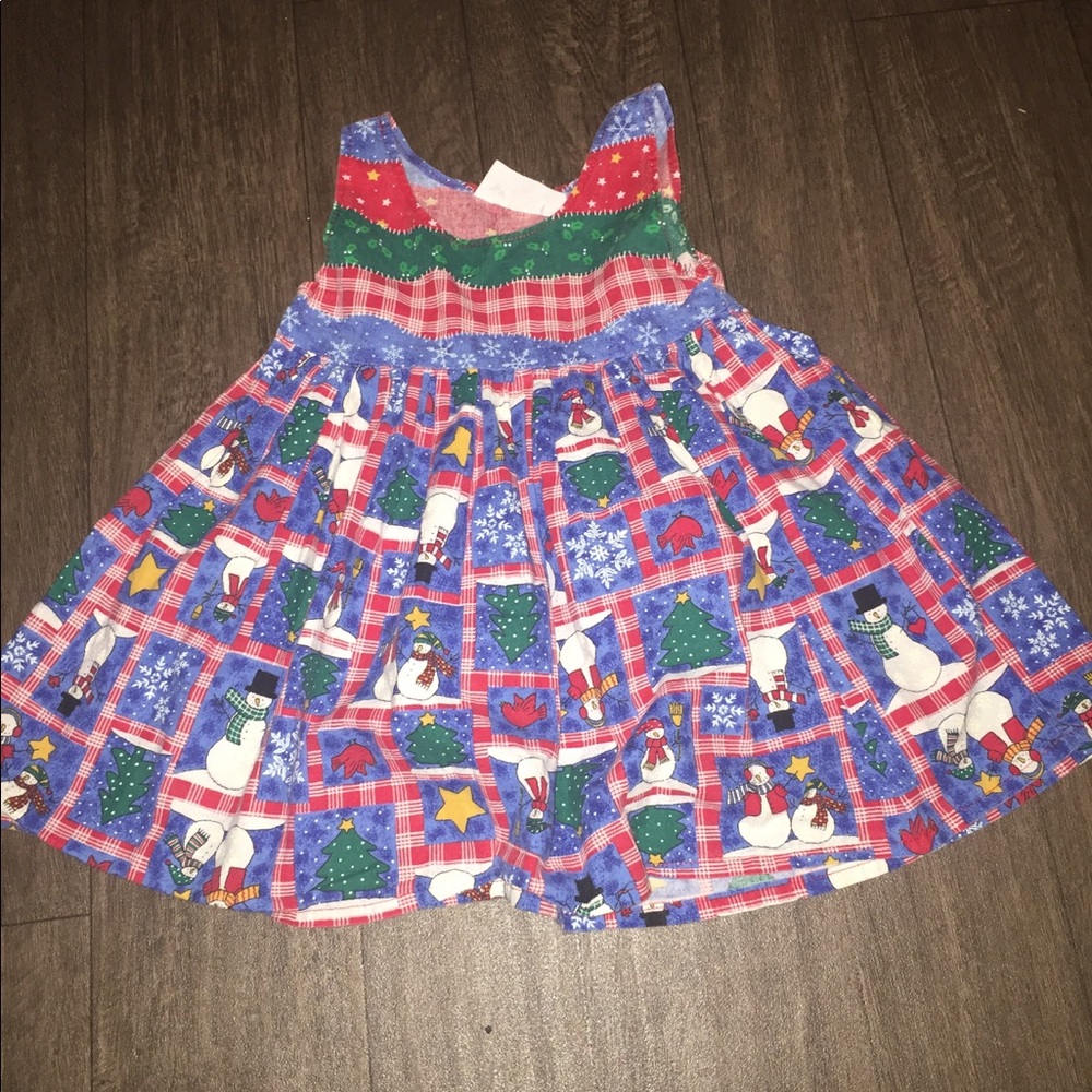 Dresses - Picture 3 of 7